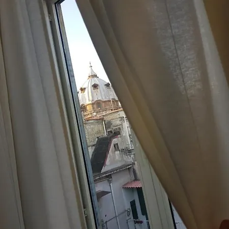 Bed & Breakfast Duomo View Neapel