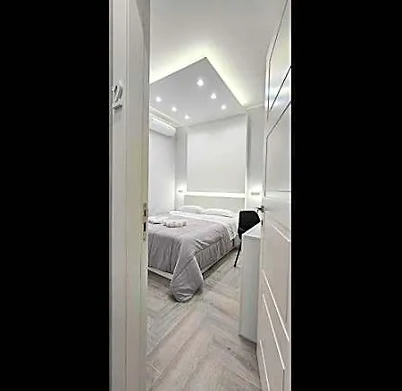Duomo View B&B 나폴리